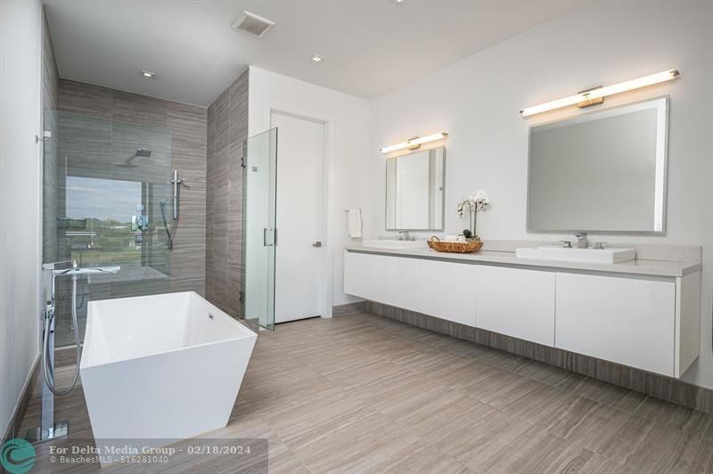 16553 Botaniko Drive, Weston, FL 33326 Photo