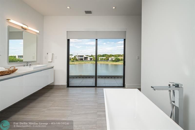 16553 Botaniko Drive, Weston, FL 33326 Photo