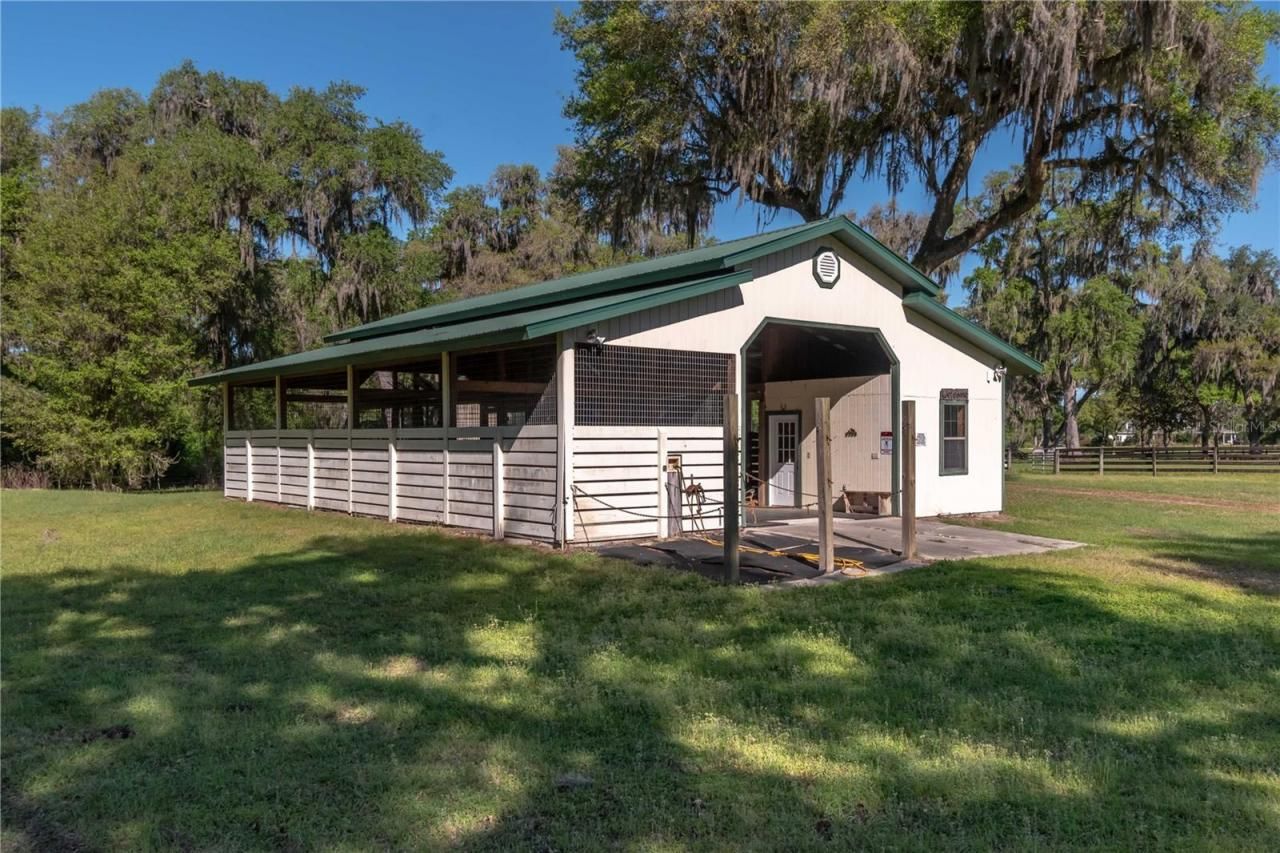 12275 W Highway 318, Reddick, FL 32686 Photo
