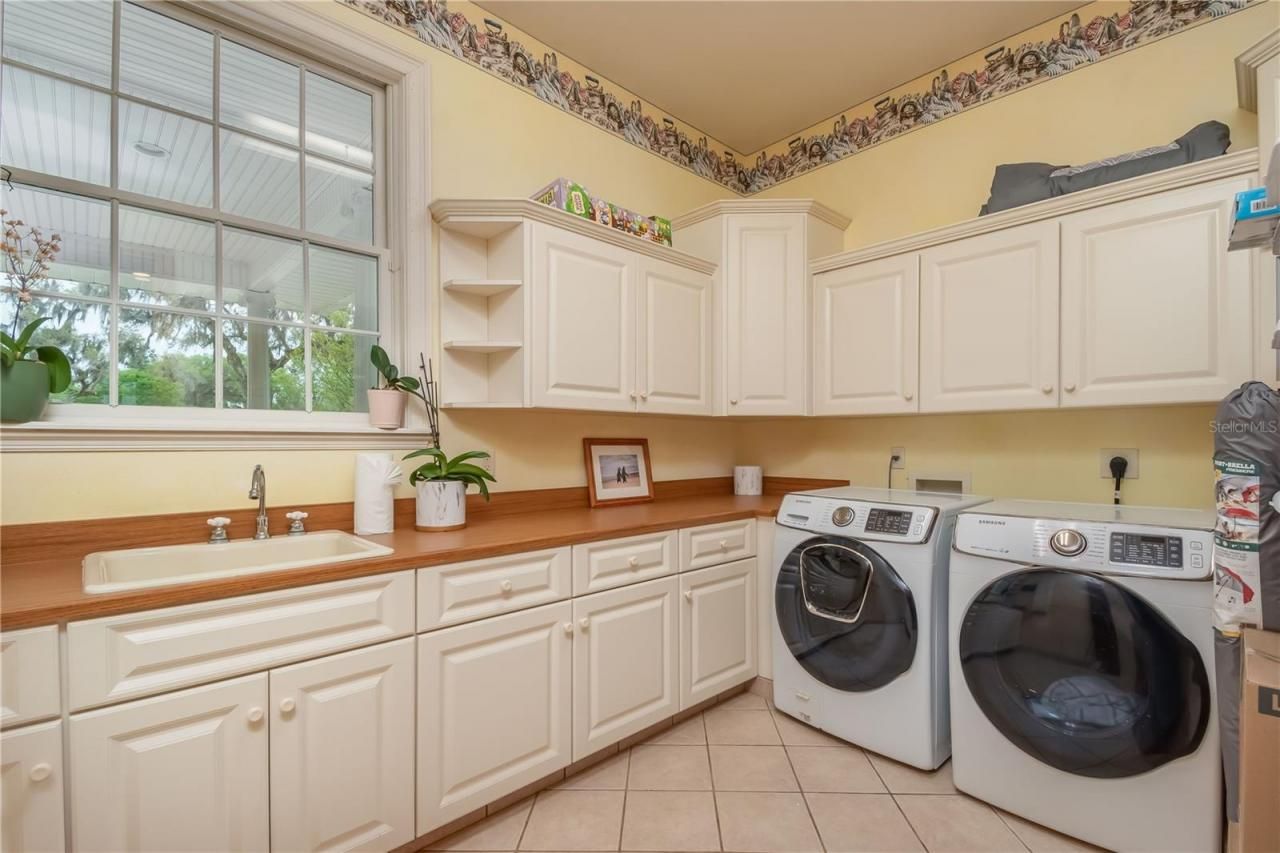 12275 W Highway 318, Reddick, FL 32686 Photo