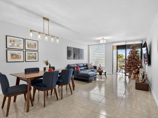 6301 N University Drive, Unit 319, Tamarac, FL 33321