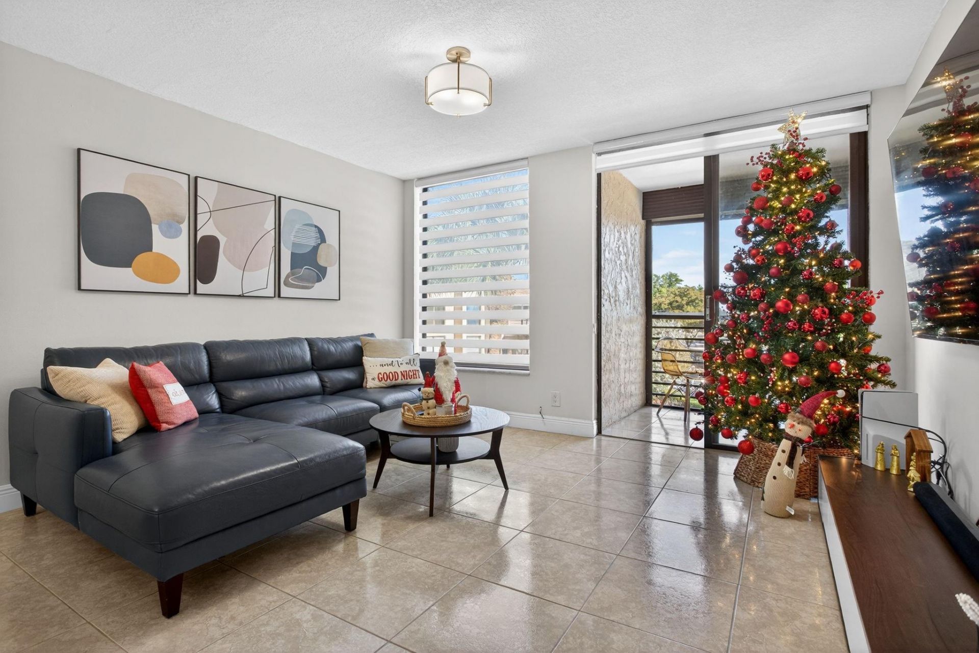 6301 N University Drive, Unit 319, Tamarac, FL 33321 Photo