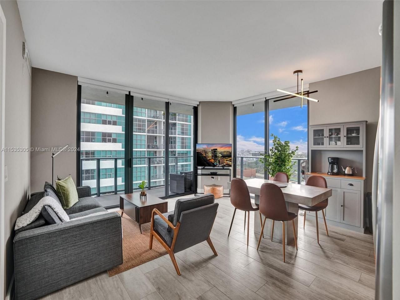 121 NE 34th St, Unit 1801, Miami, FL 33137 Photo