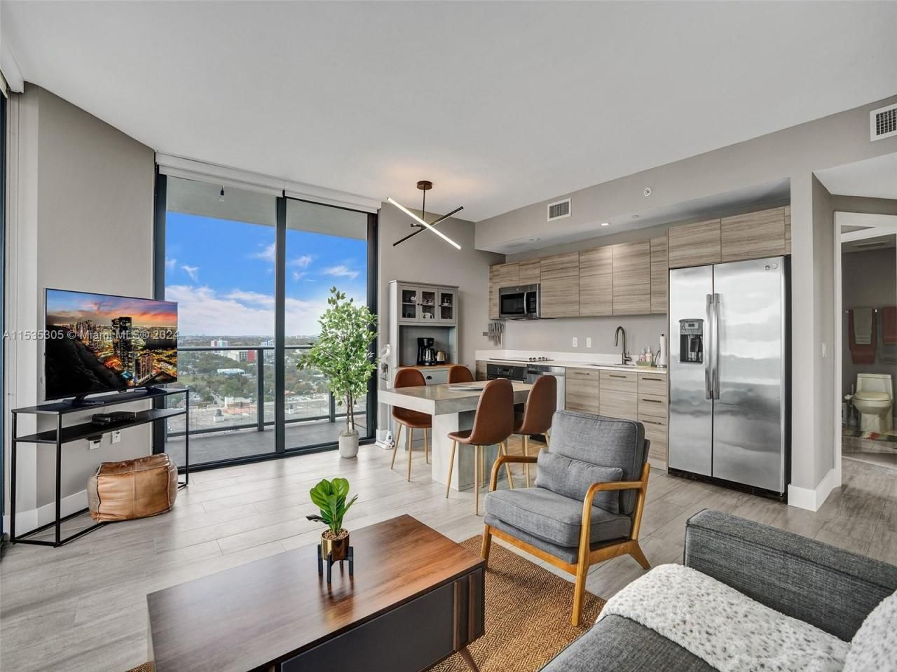 121 NE 34th St, Unit 1801, Miami, FL 33137 Photo