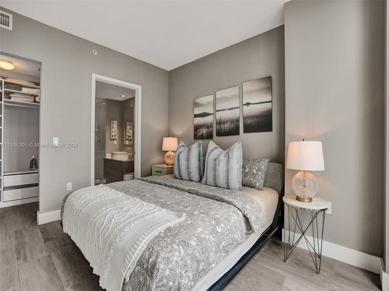 121 NE 34th St, Unit 1801, Miami, FL 33137 Photo