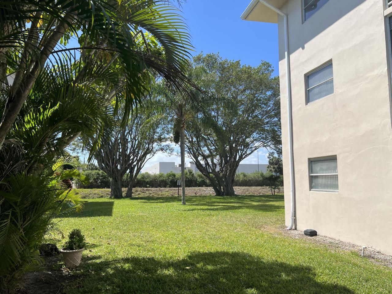 2682 S Garden Drive, Unit 103, Lake Worth, FL 33461 Photo
