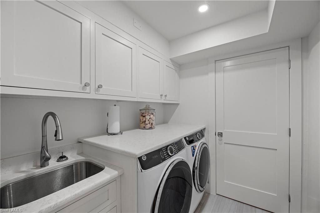 1605 Middle Gulf Dr, Unit 125, Sanibel, FL 33957 Photo