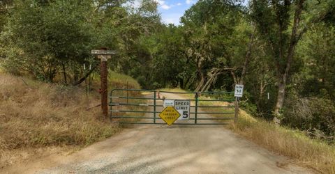 3 Bell Rd, Plymouth, CA 95669 Photo