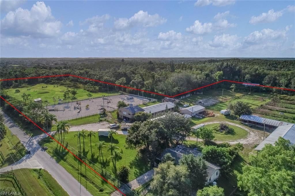 7200 Carousel Ln, Fort Myers, FL 33966 Photo