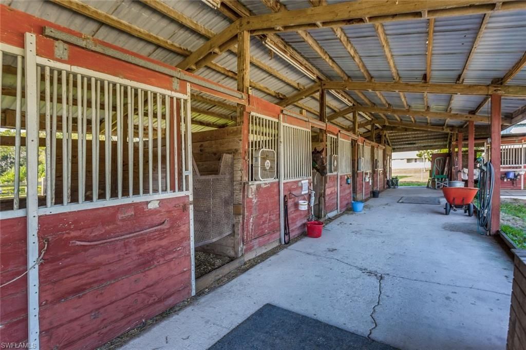 7200 Carousel Ln, Fort Myers, FL 33966 Photo