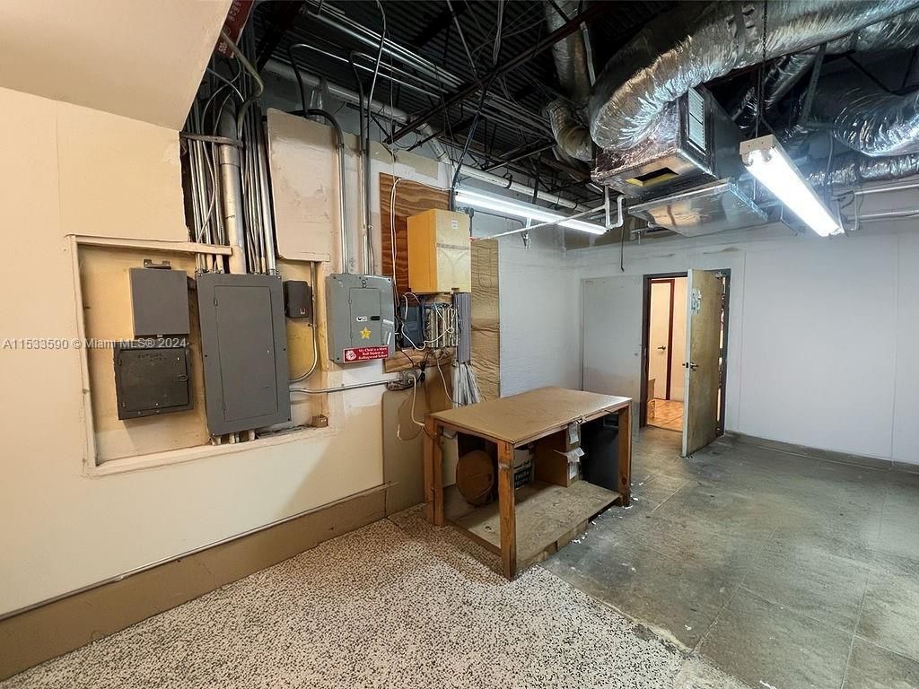 9465 SW 56th St, Miami, FL 33165 Photo