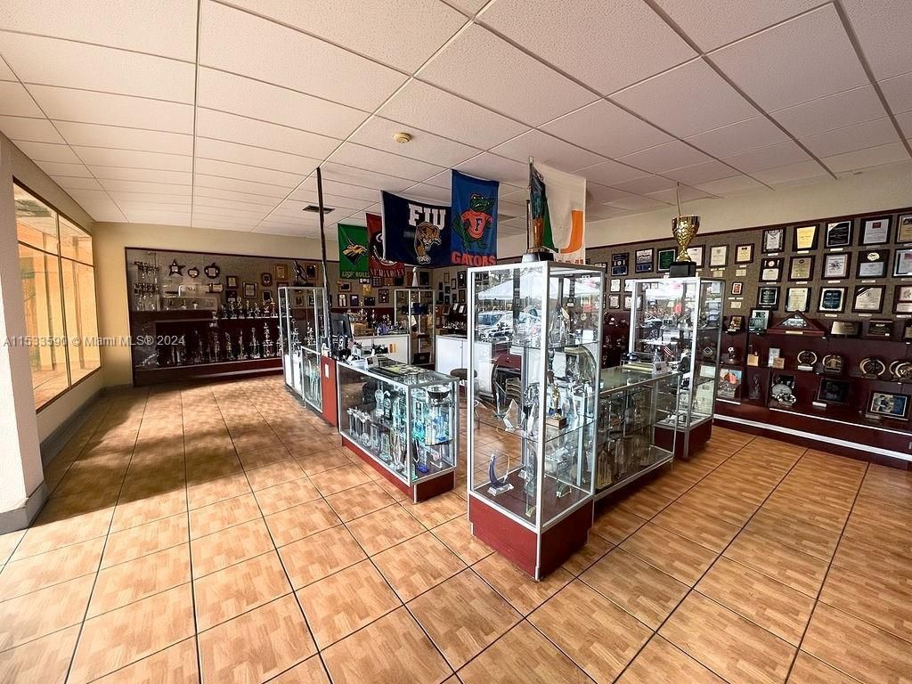 9465 SW 56th St, Miami, FL 33165 Photo