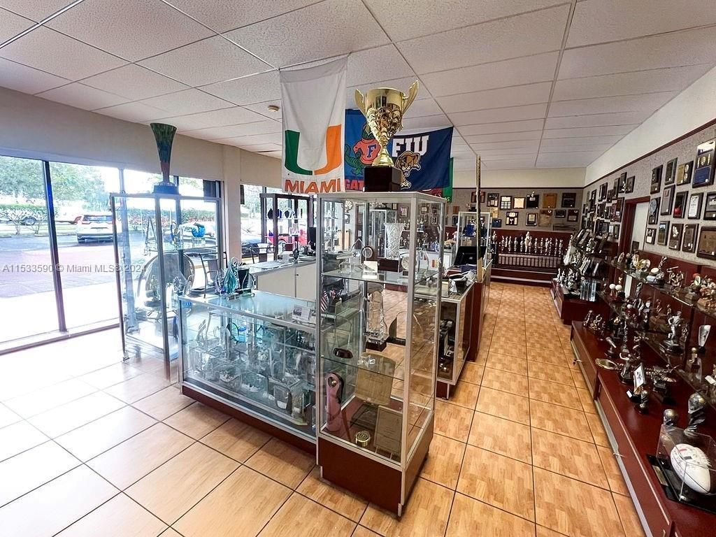 9465 SW 56th St, Miami, FL 33165 Photo