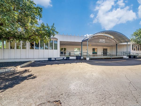 4118 MCCULLOUGH AVE, Olmos Park, TX 78212