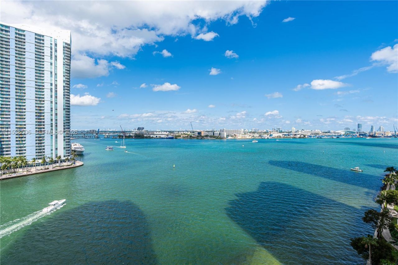 900 Brickell Key Blvd, Unit 1002, Miami, FL 33131 Photo