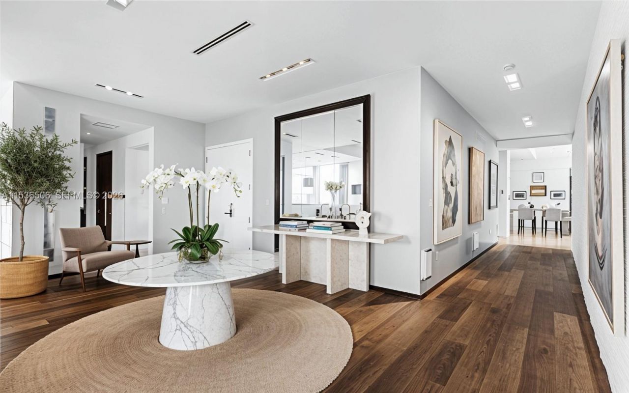 900 Brickell Key Blvd, Unit 1002, Miami, FL 33131 Photo