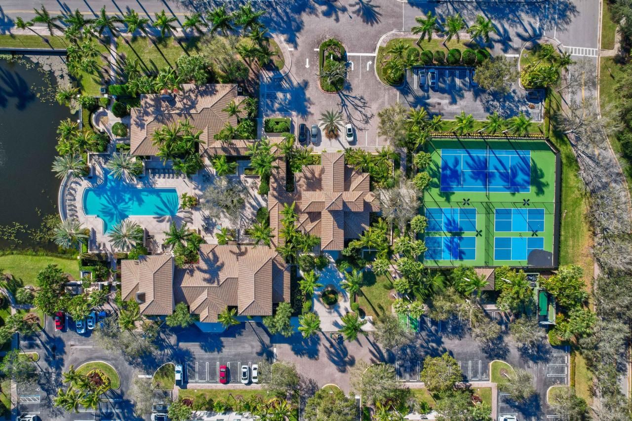 3020 Alcazar Place, Unit 207, Palm Beach Gardens, FL 33410 Photo