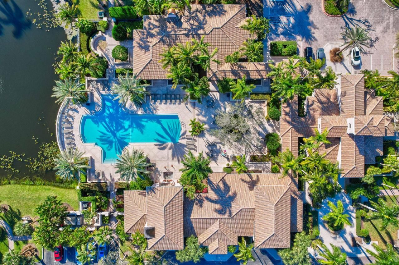 3020 Alcazar Place, Unit 207, Palm Beach Gardens, FL 33410 Photo