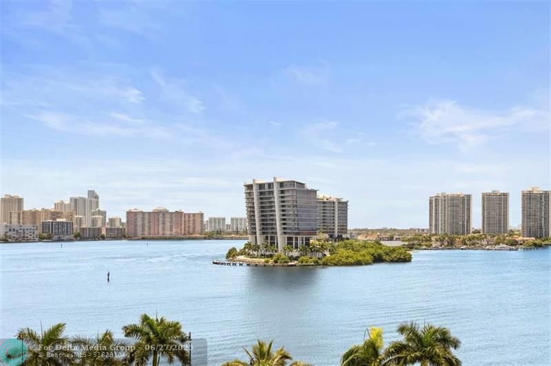 3530 Mystic Pointe Drive, Unit 910, Aventura, FL 33180 Photo