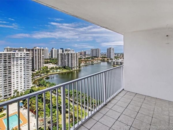 2801 NE 183rd St, Unit 2208W, Aventura, FL 33160