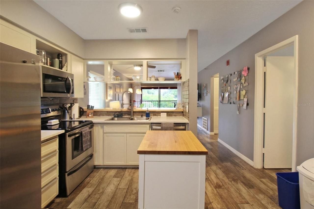 2124 N Tamiami Trail, Unit 101, Sarasota, FL 34234 Photo