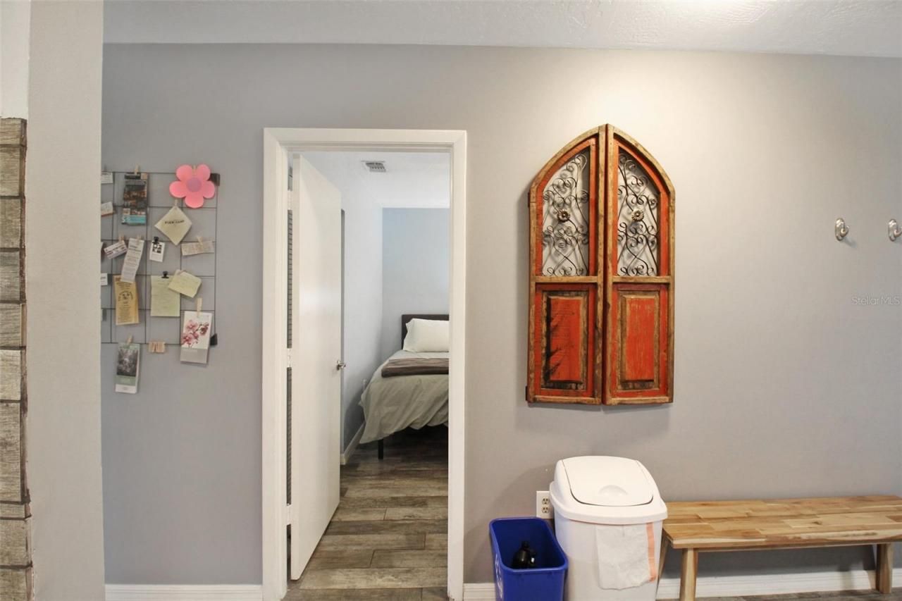 2124 N Tamiami Trail, Unit 101, Sarasota, FL 34234 Photo