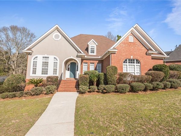 6902 Providence Estates Drive S, Mobile, AL 36695