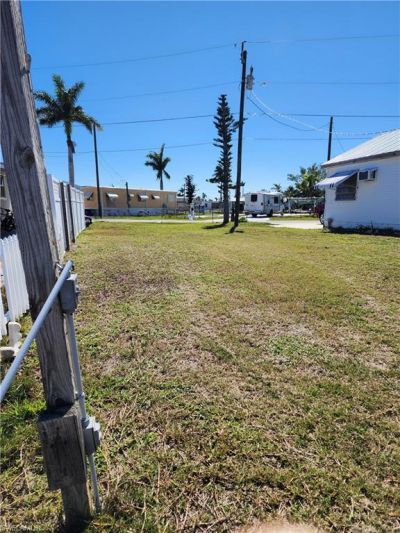 3868 Coconut Dr, Saint James City, FL 33956 Photo