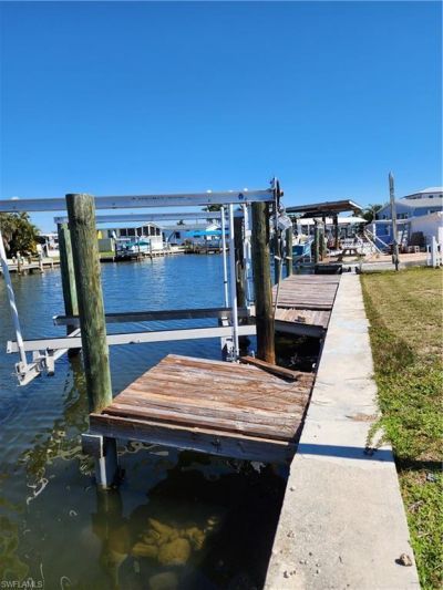 3868 Coconut Dr, Saint James City, FL 33956 Photo