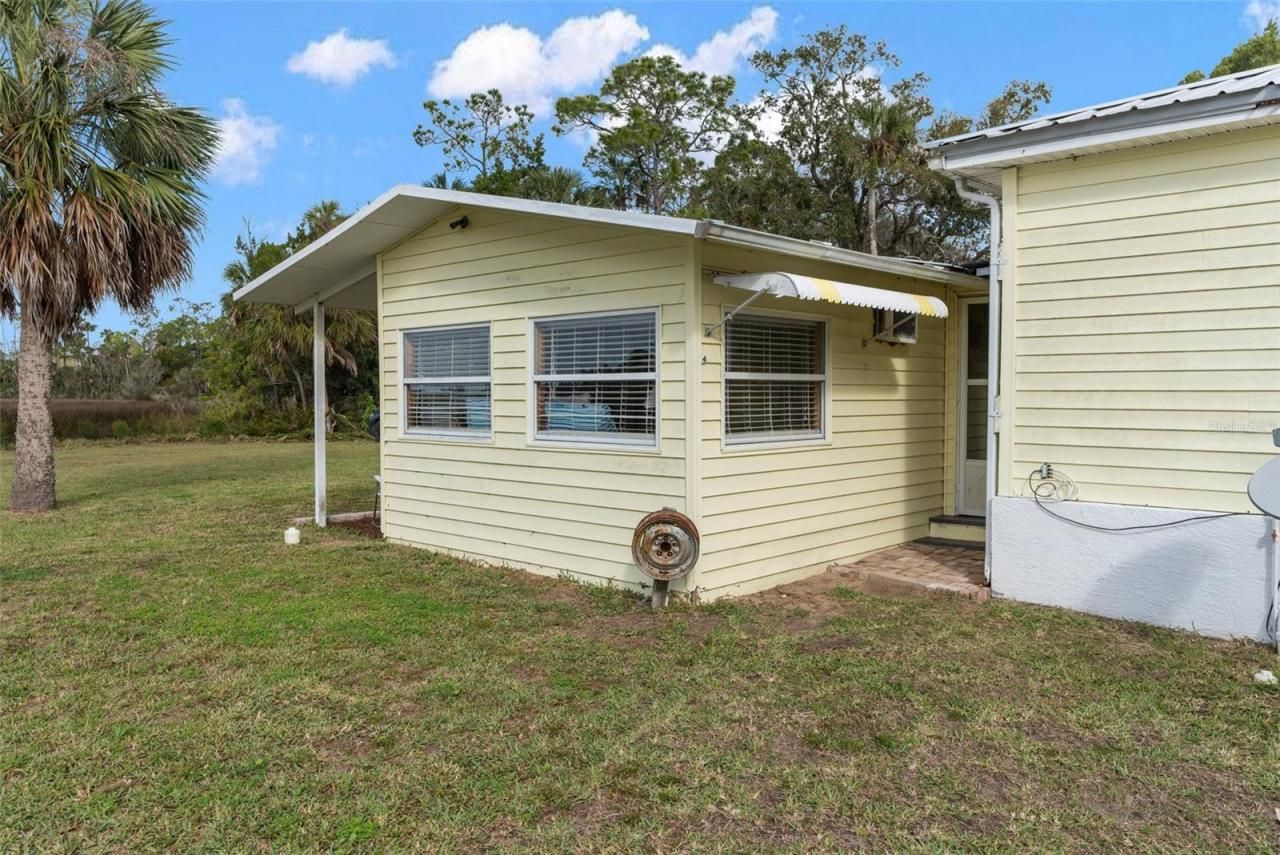 8064 Marys Fish Camp Road, Weeki Wachee, FL 34607 Photo