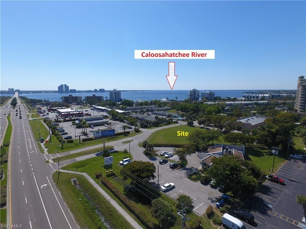 3341 Marinatown Ln, North Fort Myers, FL 33903 Photo