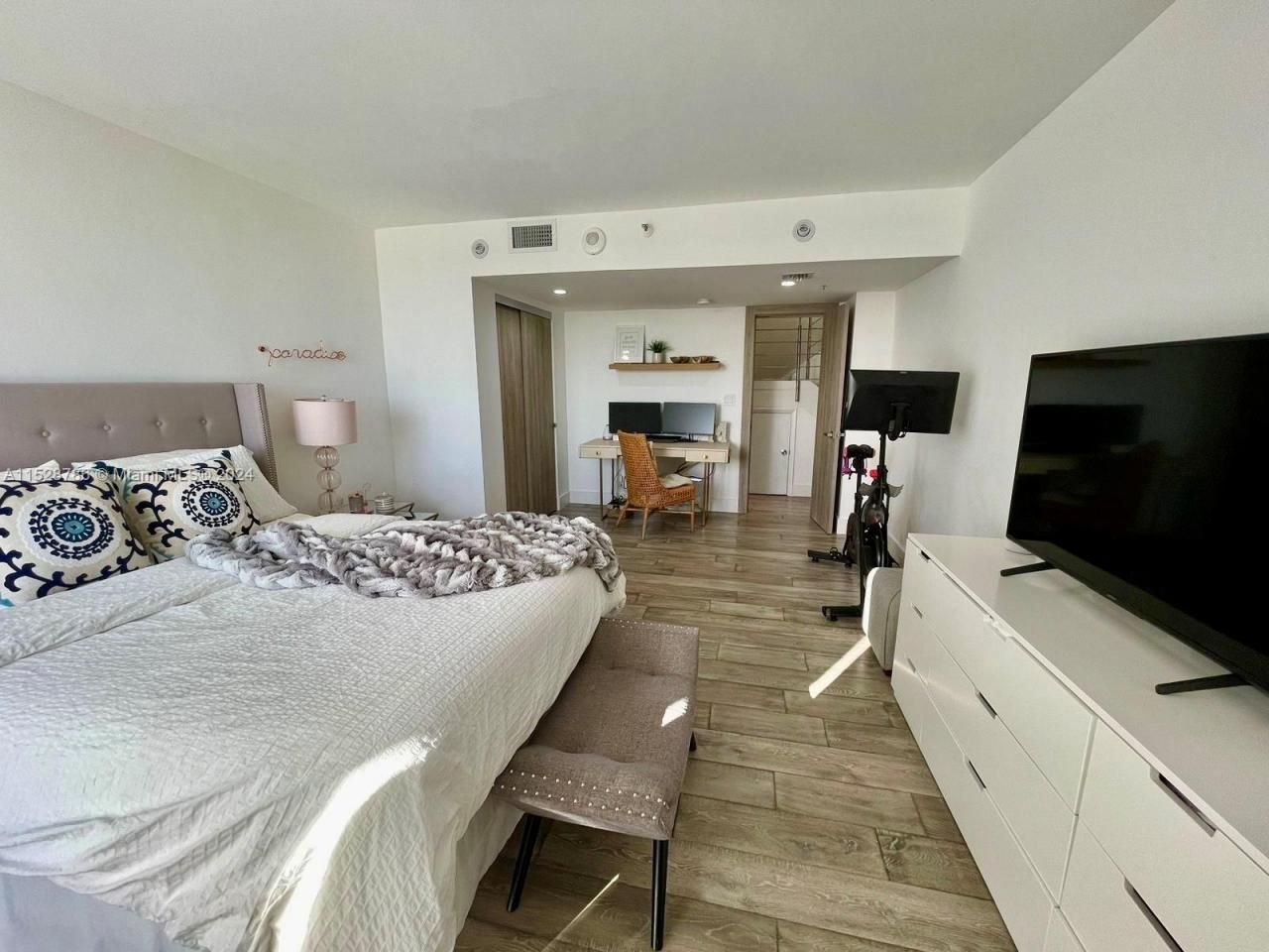 20225 NE 34th Ct, Unit 2716, Aventura, FL 33180 Photo