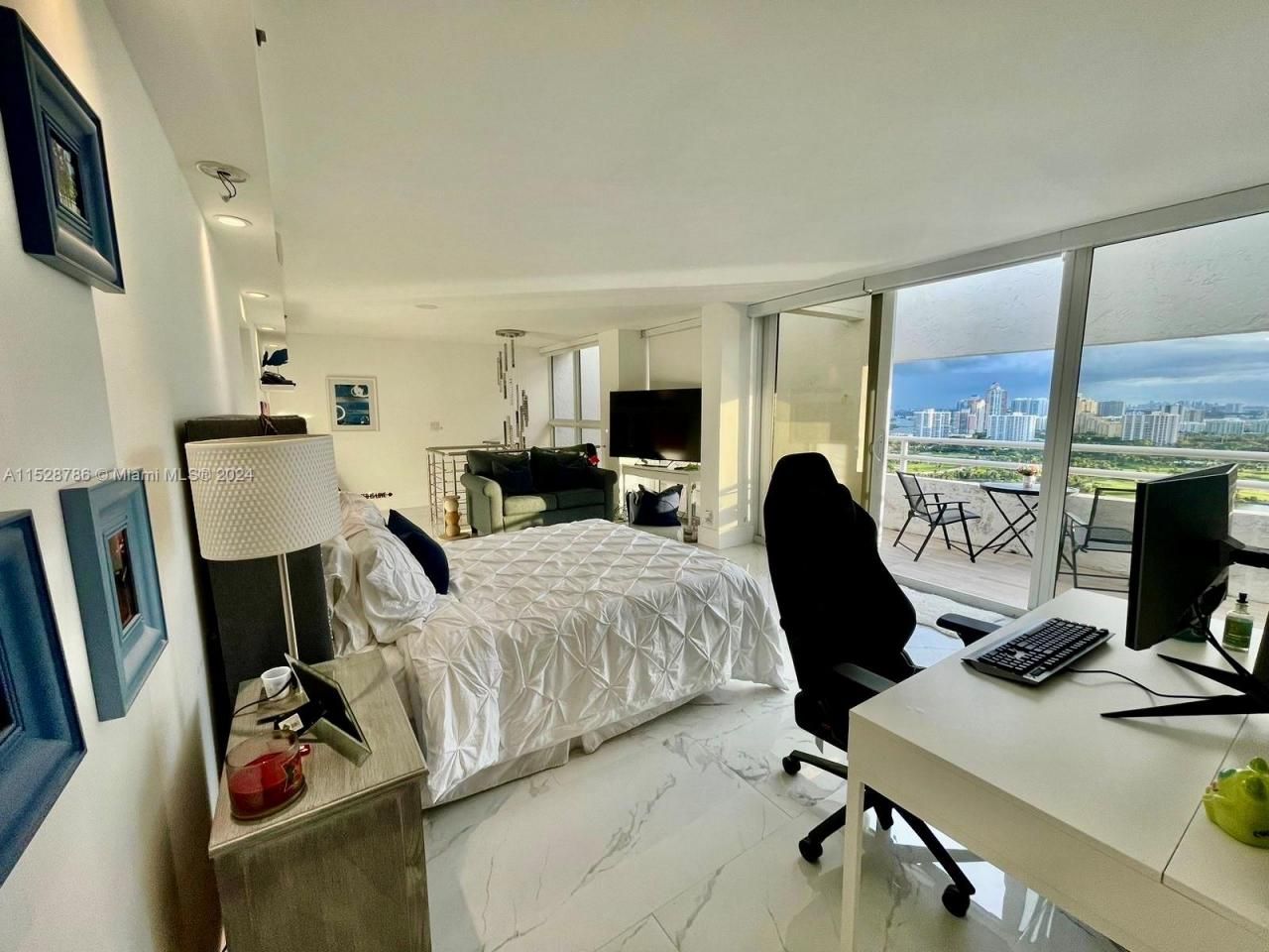 20225 NE 34th Ct, Unit 2716, Aventura, FL 33180 Photo