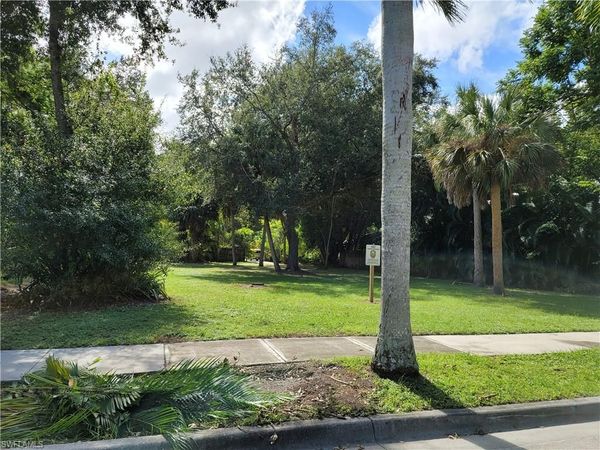 2754 Providence ST, FORT MYERS, FL 33916