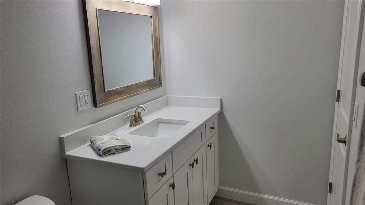 217 N Hill Avenue, Unit 20, Deland, FL 32724 Photo