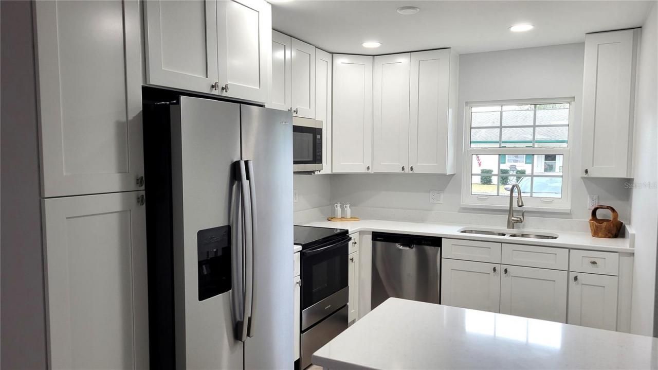 217 N Hill Avenue, Unit 20, Deland, FL 32724 Photo