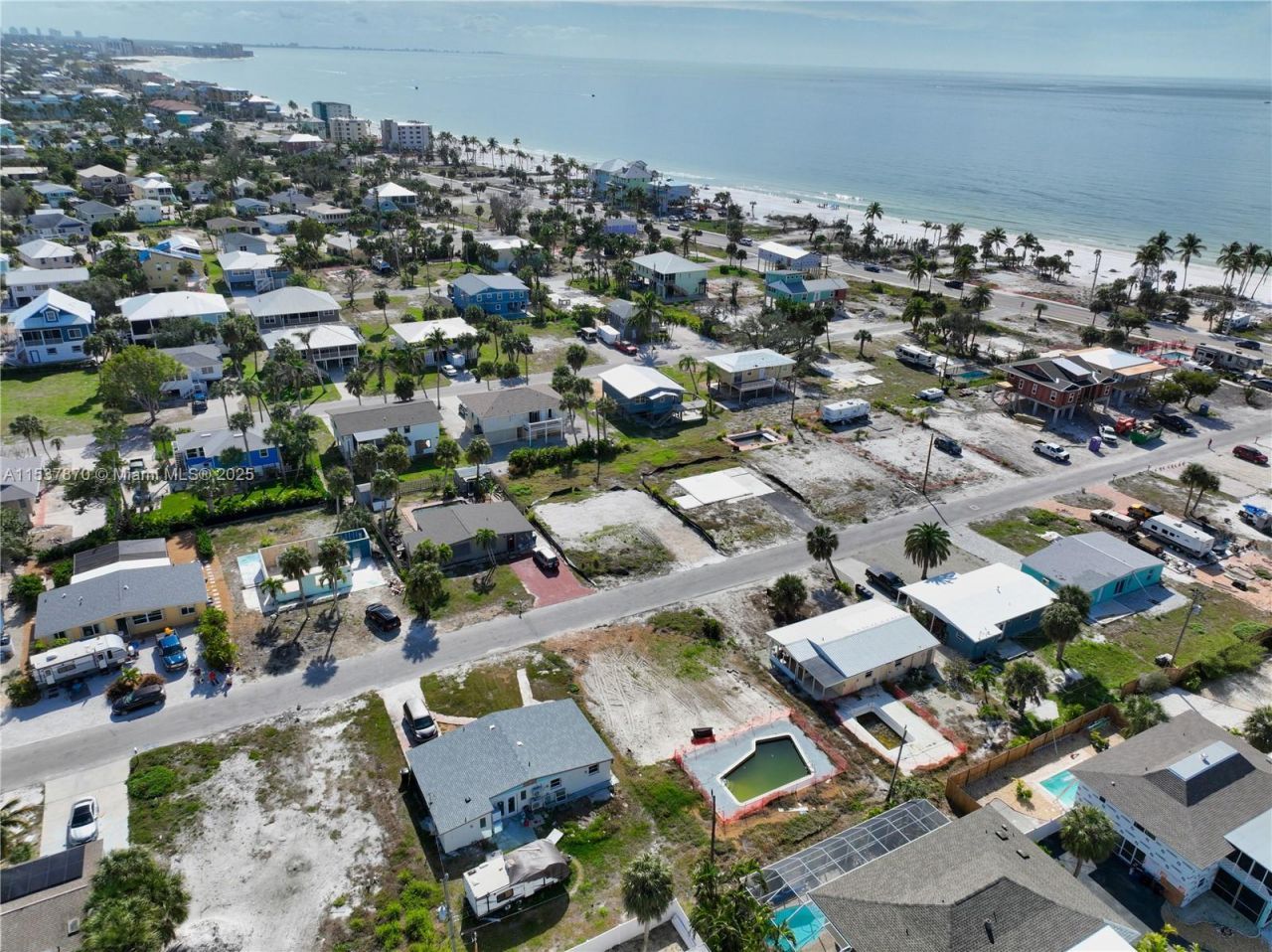 161 Hibiscus Dr, Fort Myers, FL 33931 Photo