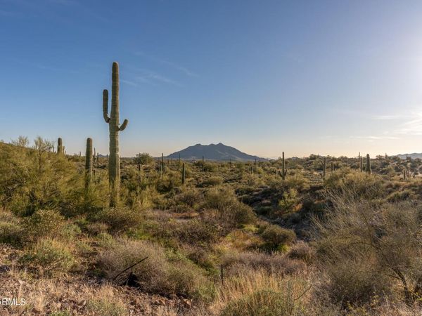 7347 E CONTINENTAL MTN ESTS Drive, Unit 9, Cave Creek, AZ 85331