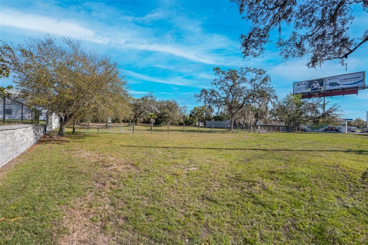 7222 E Dr Martin Luther King Jr Boulevard, Tampa, FL 33619 Photo