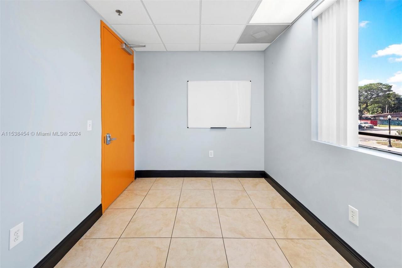 2227 N Federal Hwy, Hollywood, FL 33020 Photo