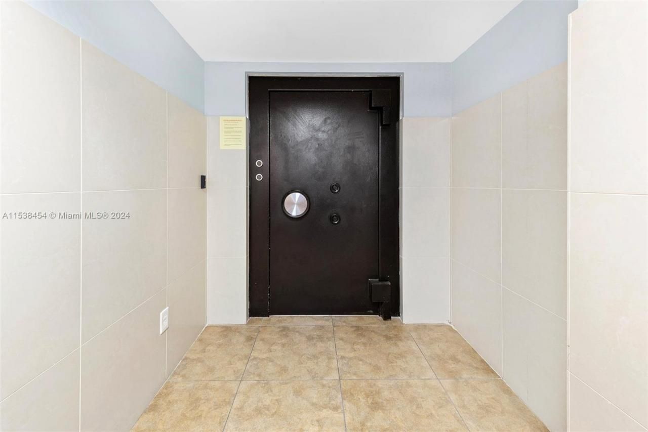 2227 N Federal Hwy, Hollywood, FL 33020 Photo