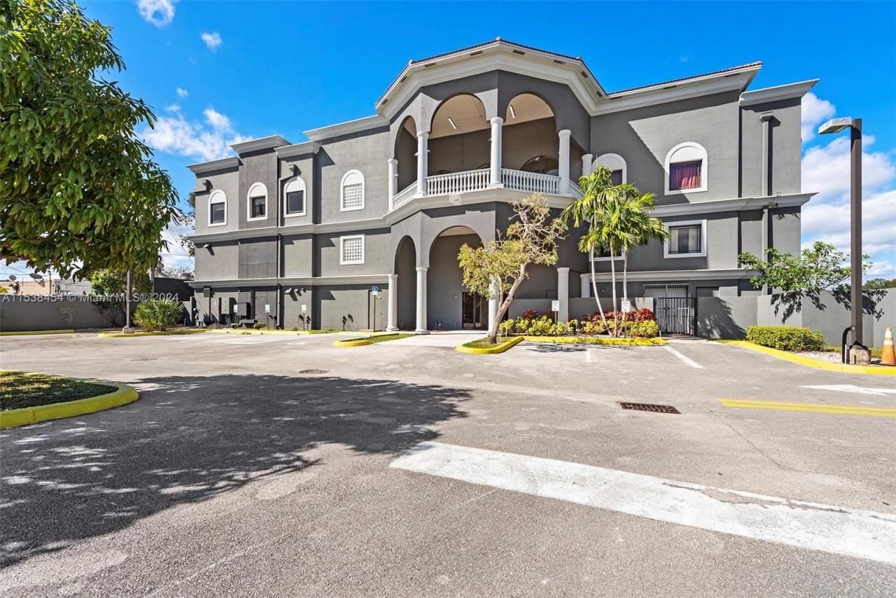 2227 N Federal Hwy, Hollywood, FL 33020 Photo