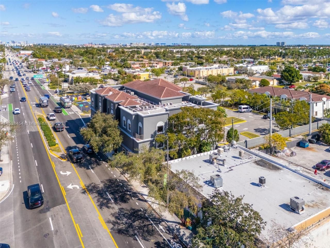 2227 N Federal Hwy, Hollywood, FL 33020 Photo