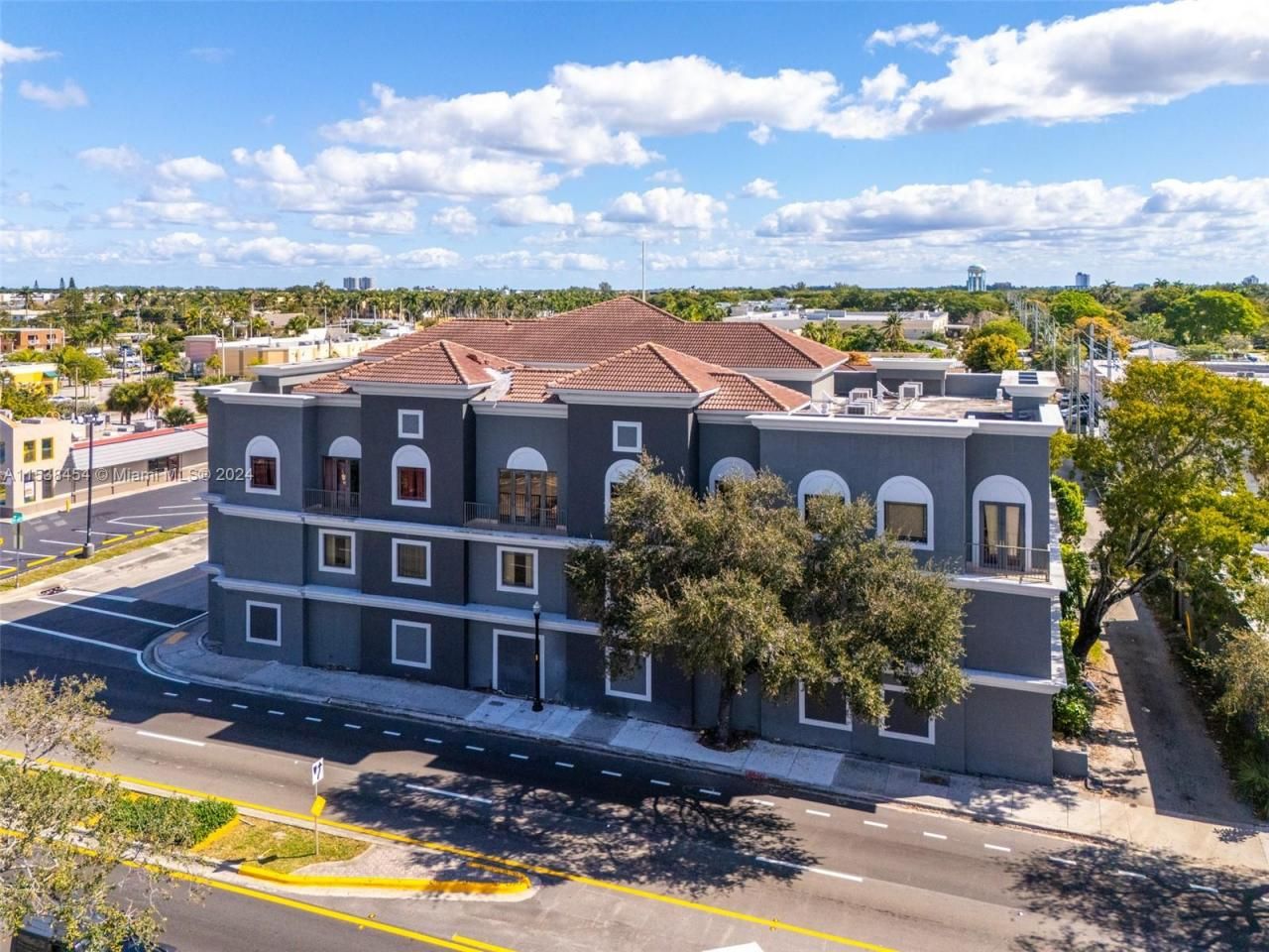 2227 N Federal Hwy, Hollywood, FL 33020 Photo