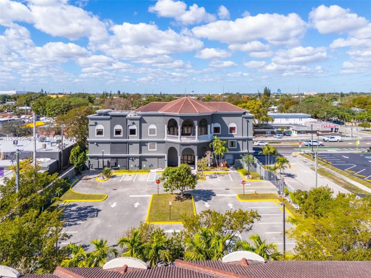 2227 N Federal Hwy, Hollywood, FL 33020 Photo