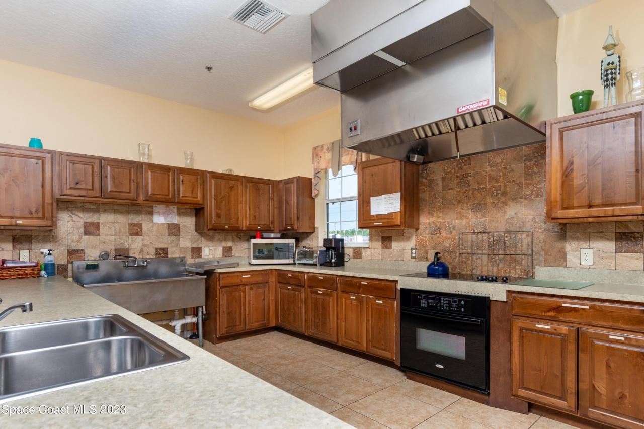 422 Martin Road Se, Palm Bay, FL 32909 Photo