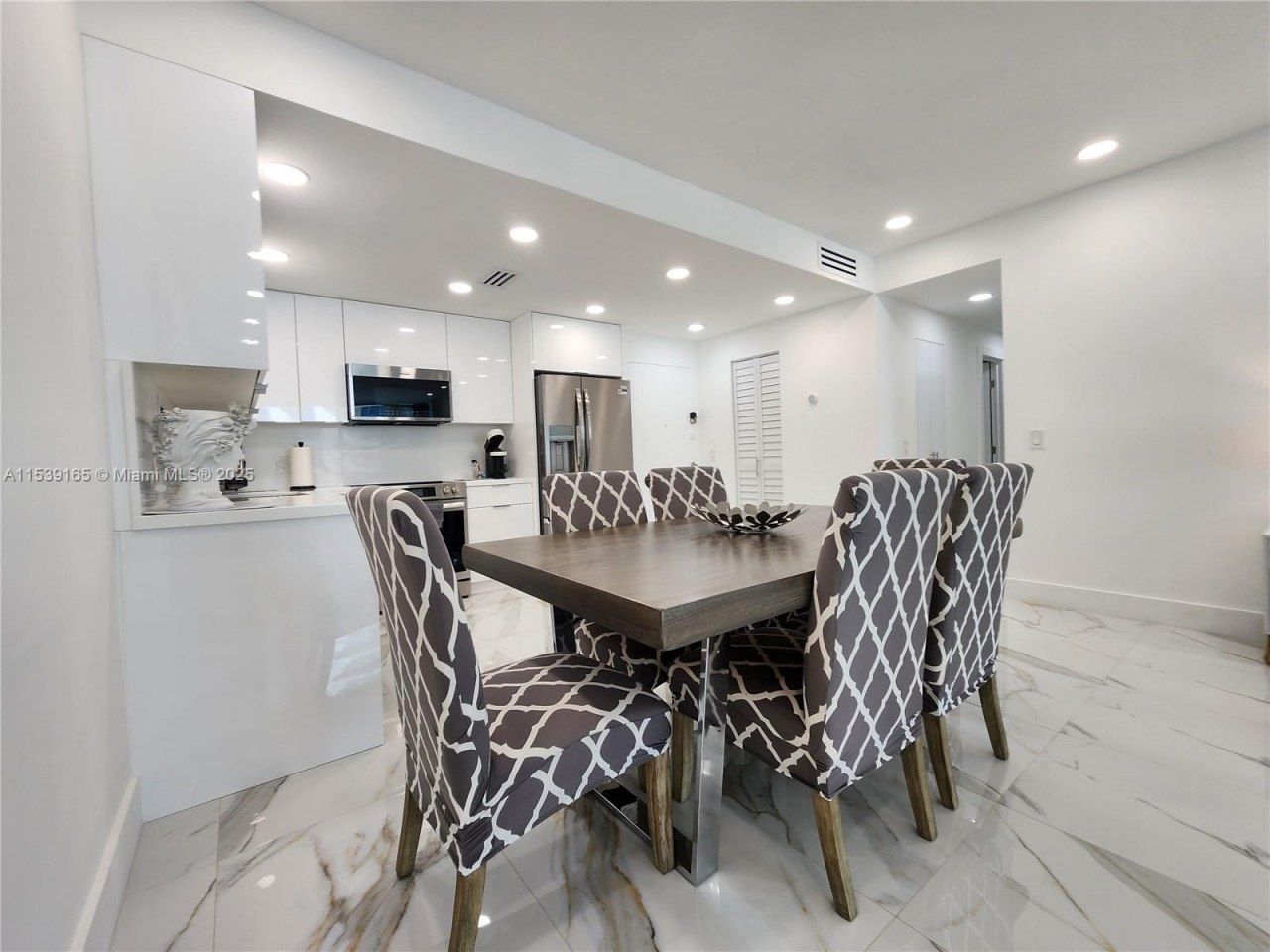 3505 S Ocean Dr, Unit 1509, Hollywood, FL 33019 Photo