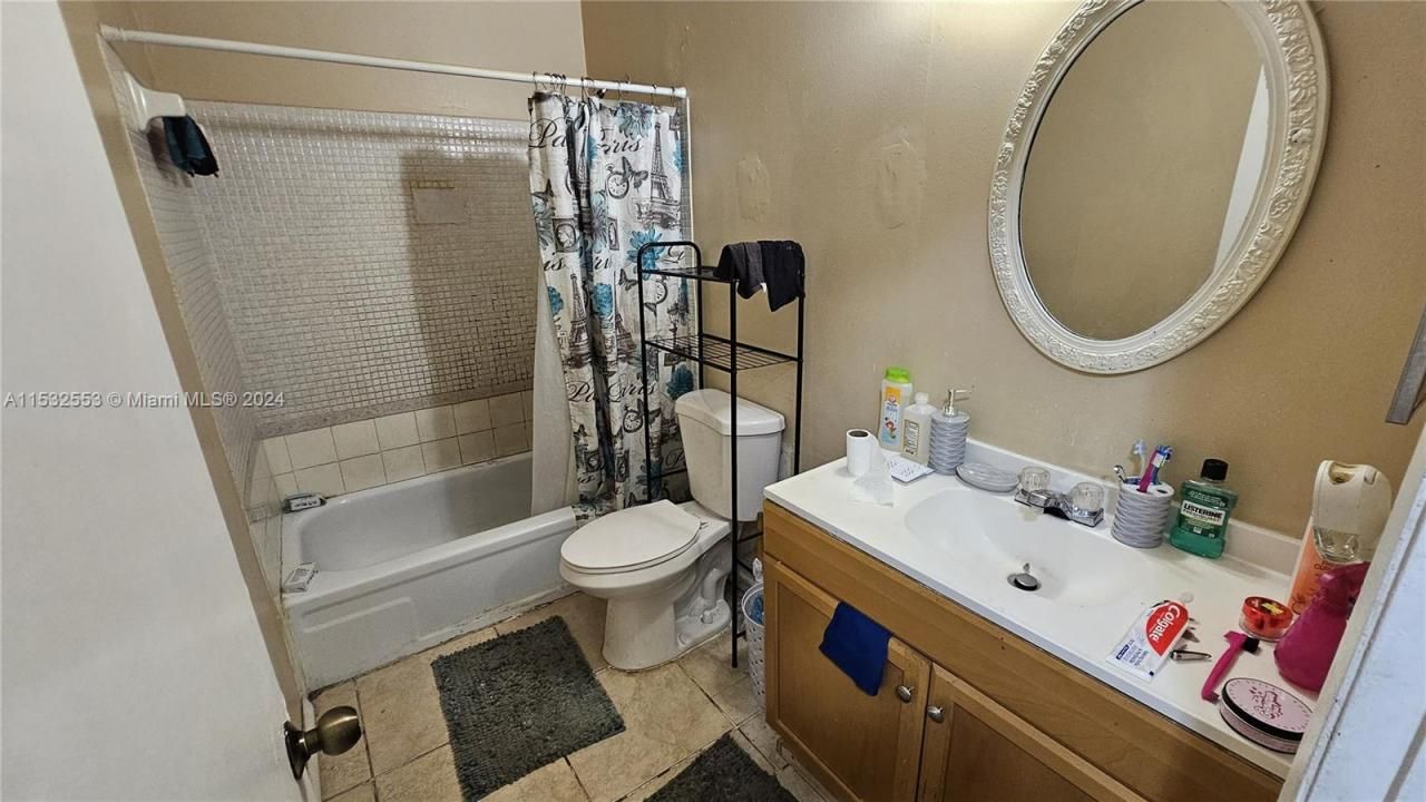 5870 NW 21st St, Unit 45-E, Lauderhill, FL 33313 Photo