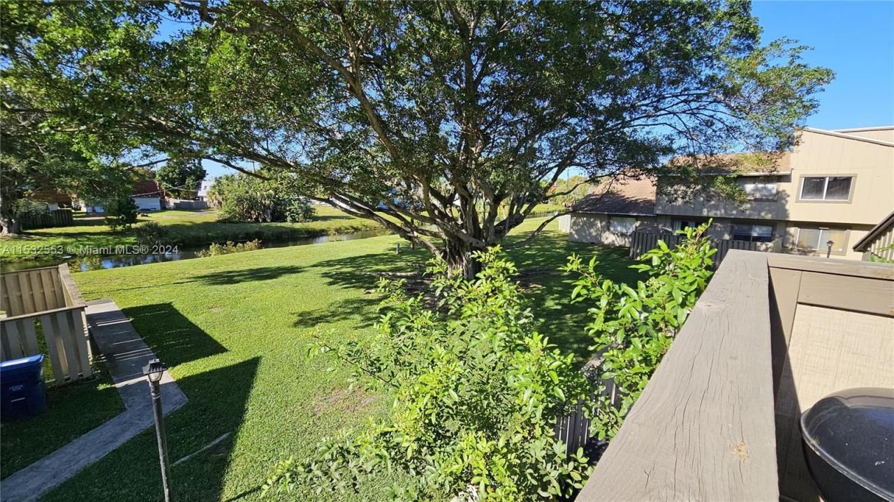 5870 NW 21st St, Unit 45-E, Lauderhill, FL 33313 Photo