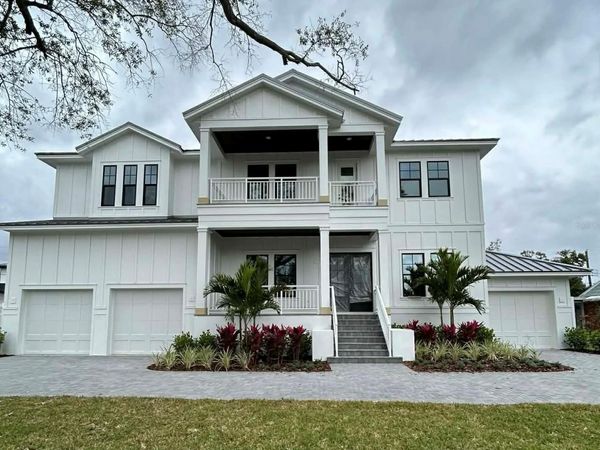 567 LUZON AVENUE, TAMPA, FL 33606